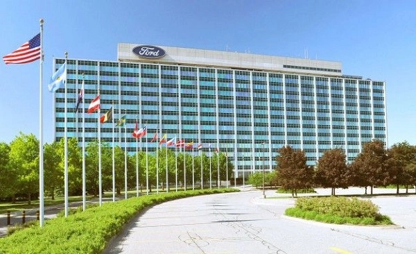Sediul Ford din Dearborn